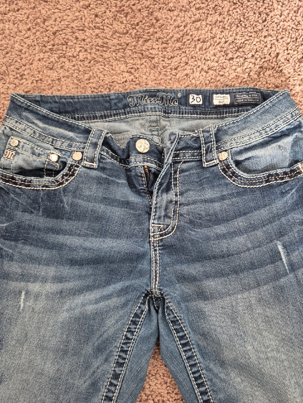 Miss Me Women's Medium Blue Skinny Jeans with Contrast Stitching